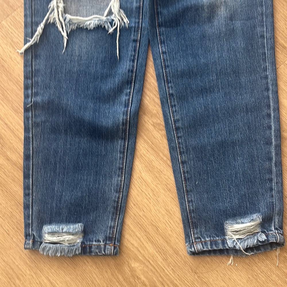 NWOT Riot Distressed High Rise Mom Jean - Picture 5 of 8